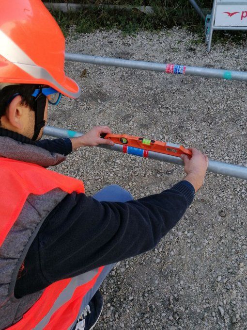 Chef monteur d'échafaudages de pied et roulant